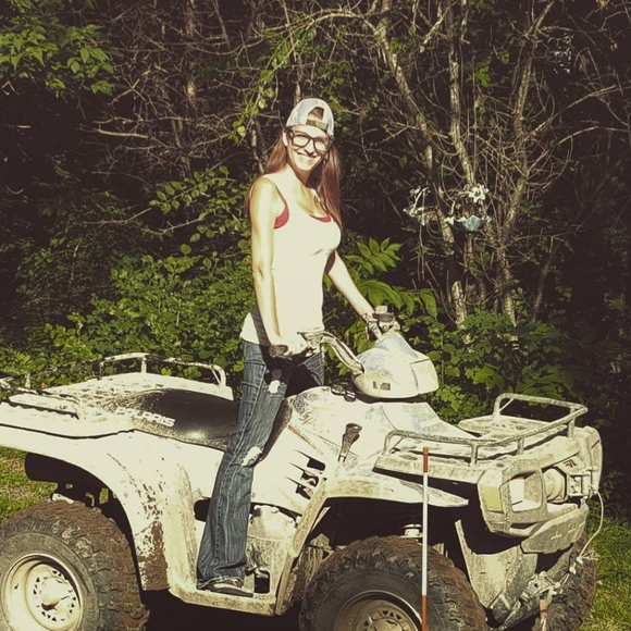 Meet your Posher, Jackie - Picture 14 of 16